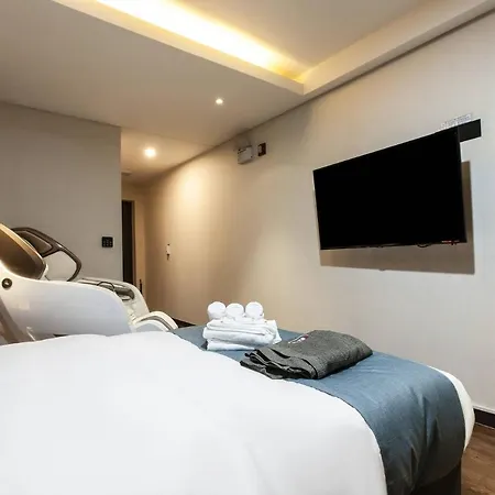 Suwon Dono1796 Hotel Exterior photo