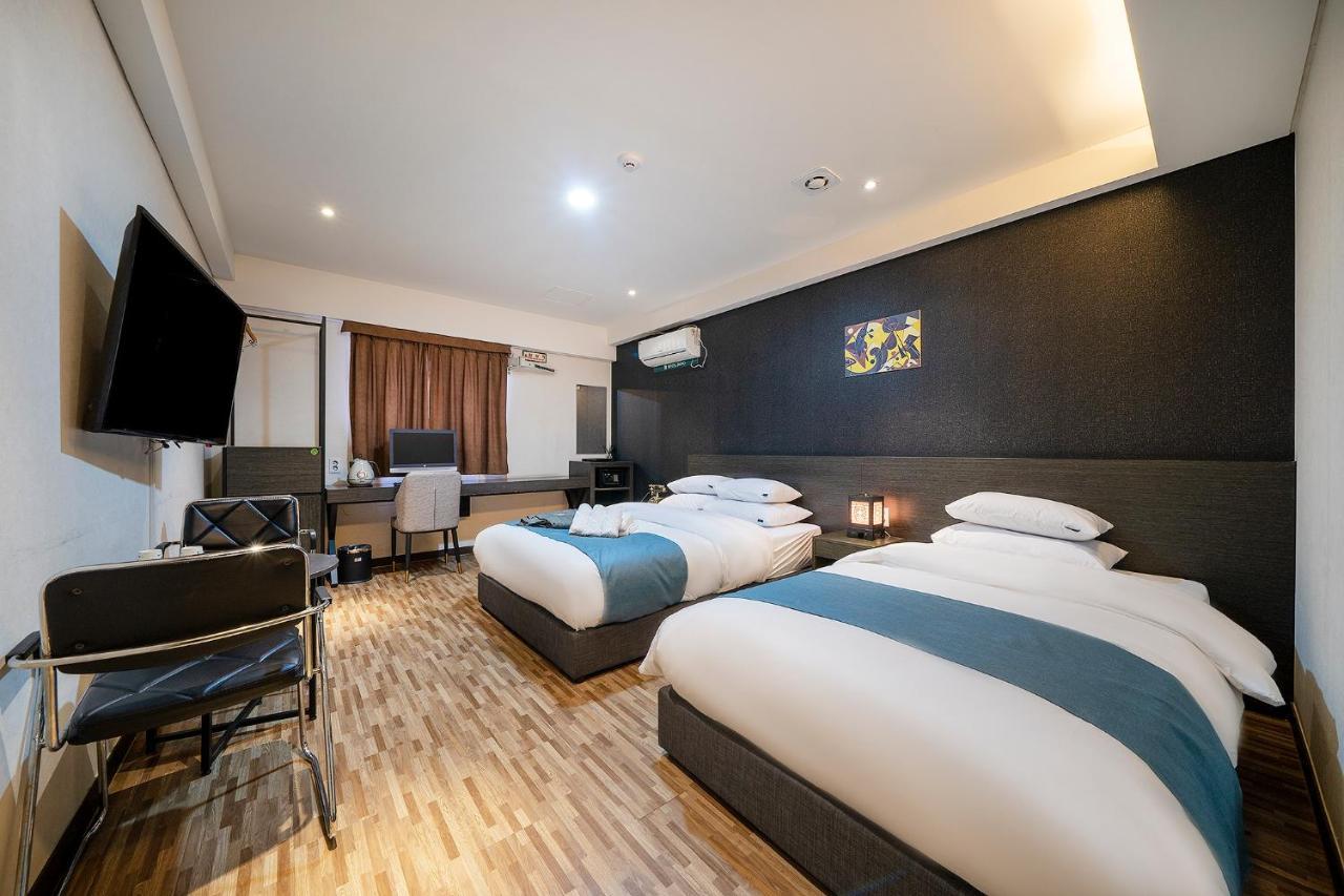 Dono1796 3* Suwon
