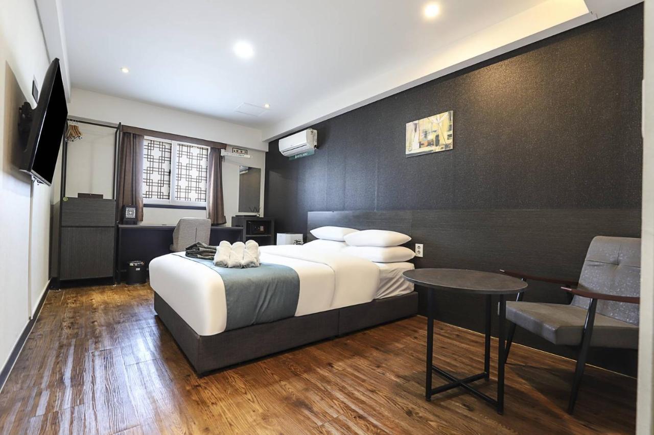 Dono1796 3* Suwon