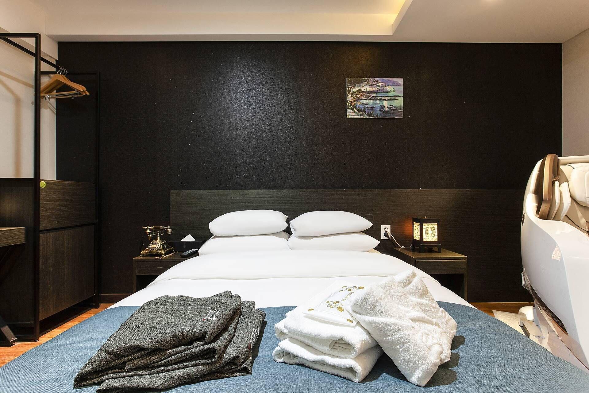 Dono1796 Hotel 3*