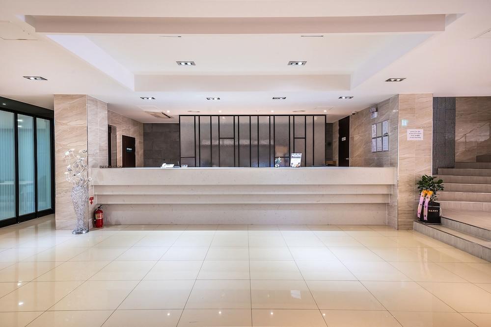 Dono1796 Hotel
